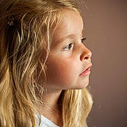 Luna participe au concours pour gagner de l'argent avec cette photo :