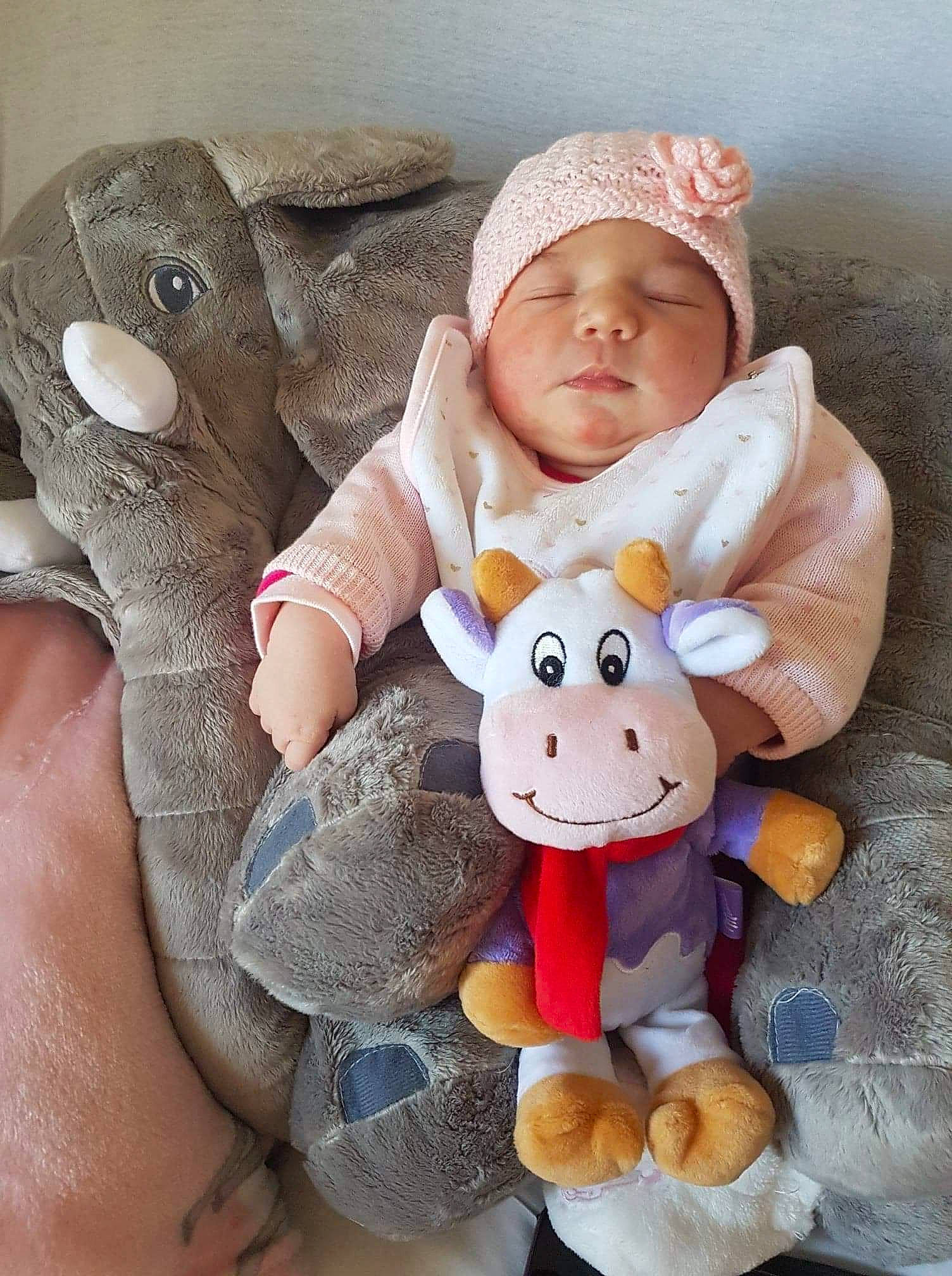 Maywen a rejoint le concours — aidez-le/la à gagner de superbes lots ! child, infant, material, person, plush, product, skin, stuffed_toy, textile, toddler, toy