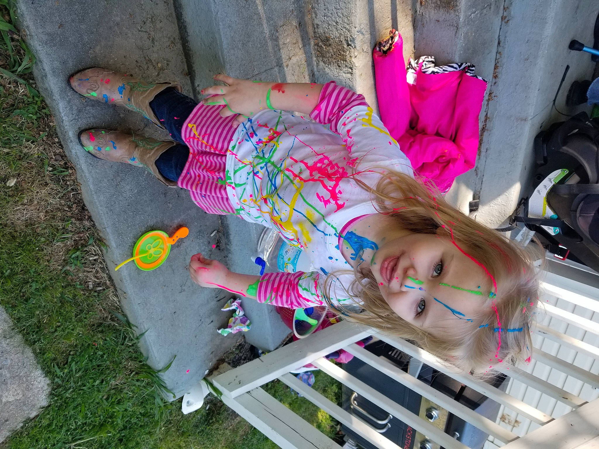 Vylette is registered to the contest to win money with this photo: art, person, pink