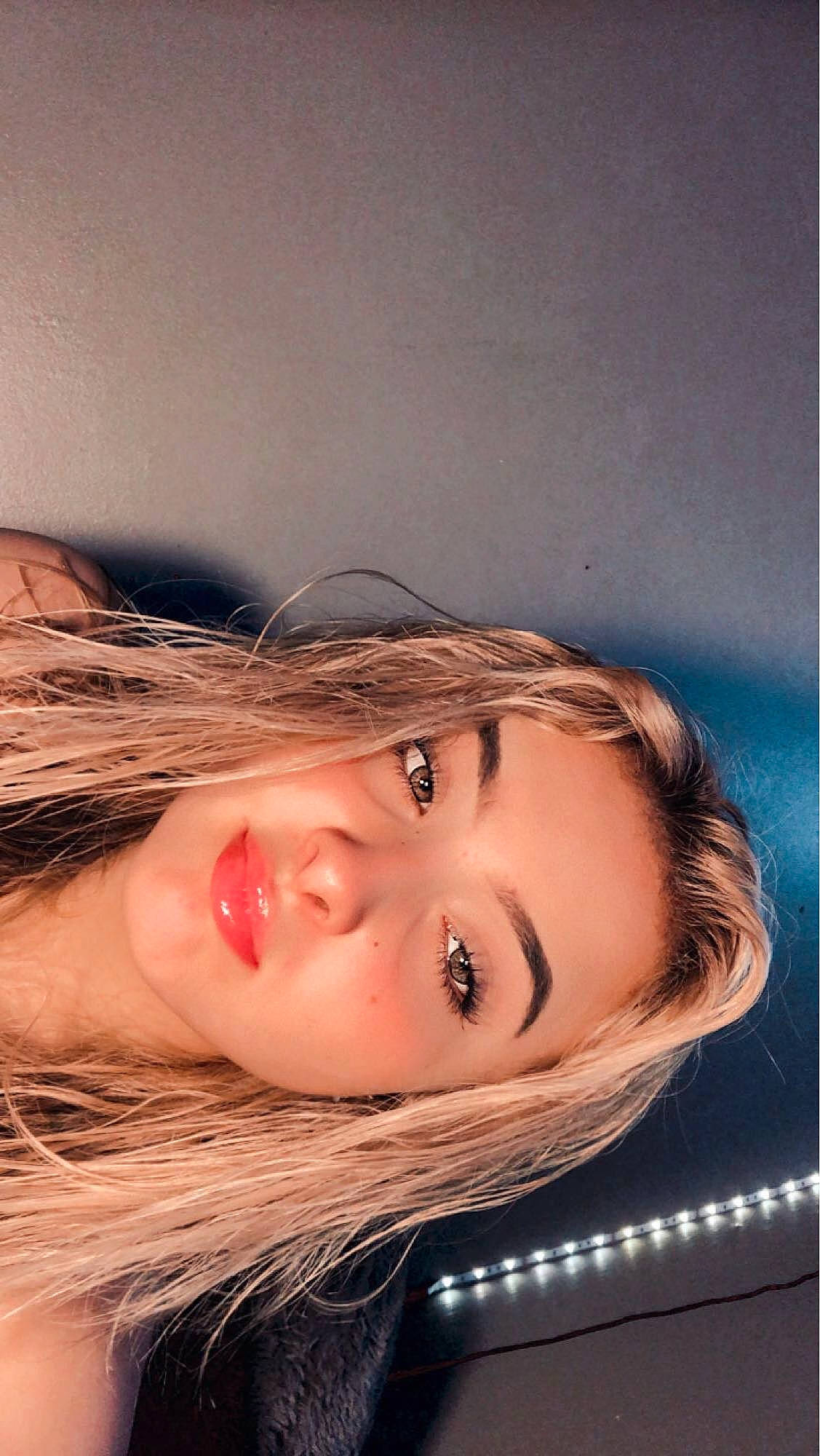 Kallie is registered to the contest to win money with this photo: brown_hair, cheek, electric_blue, eyelash, face, flash_photography, fur, happy, jaw, lip, long_hair, neck, nose, person, photo_shoot, portrait, portrait_photography, skin, tints_and_shades, tree