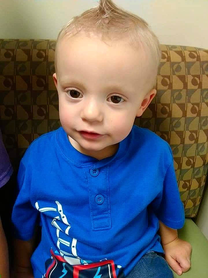 Axten is registered to the contest to win money with this photo: blue, boy, cheek, child, chin, day, eye, eyebrow, face, forehead, hair, hairstyle, head, human_hair_color, infant, nose, person, product, skin, toddler