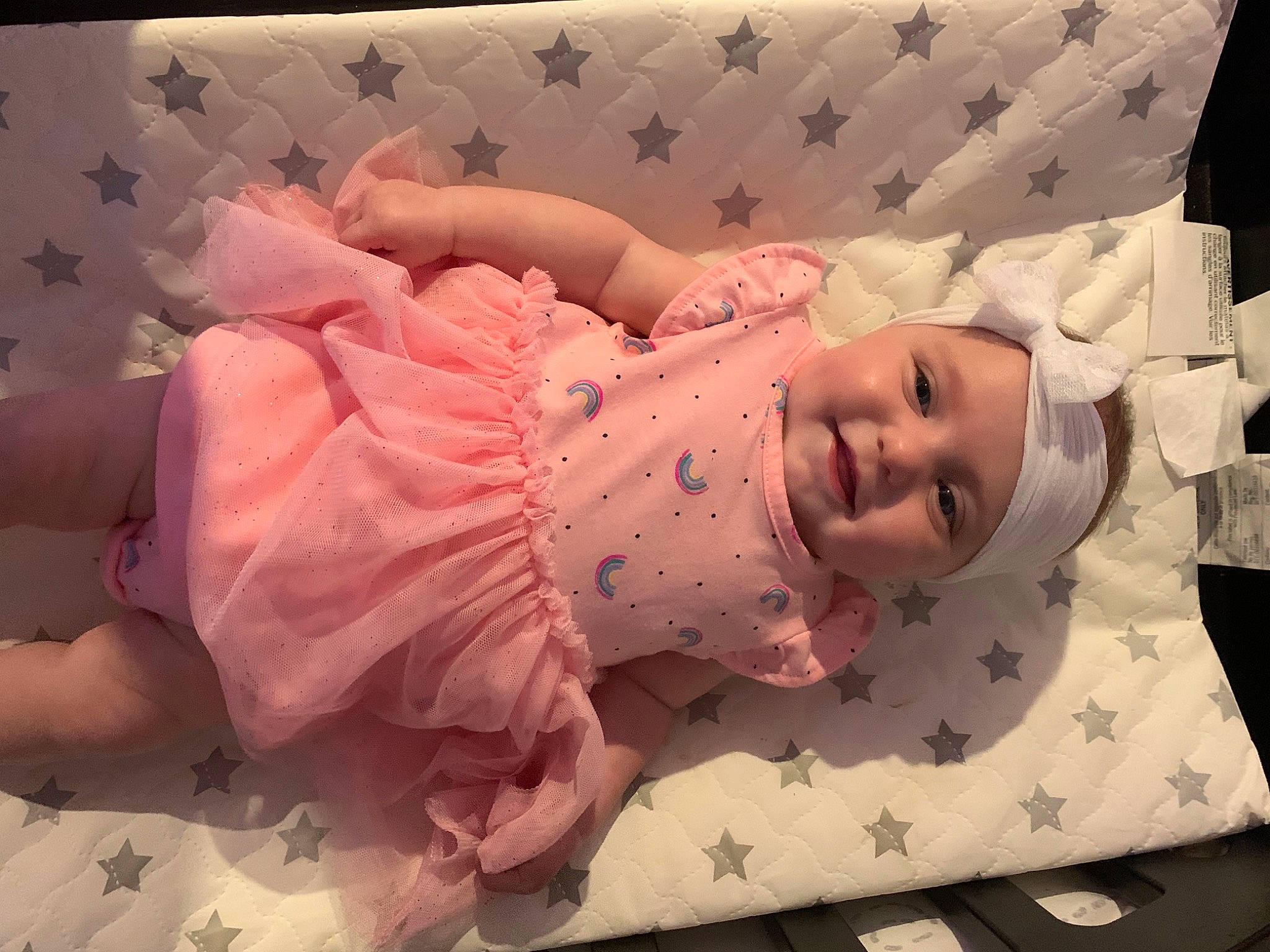 Livia participe au concours pour gagner de l'argent avec cette photo : baby, baby_products, baby_safety, baby_toddler_clothing, cheek, child, comfort, finger, hand, happy, hat, head, headgear, headwear, joy, linens, pattern, person, pink, skin