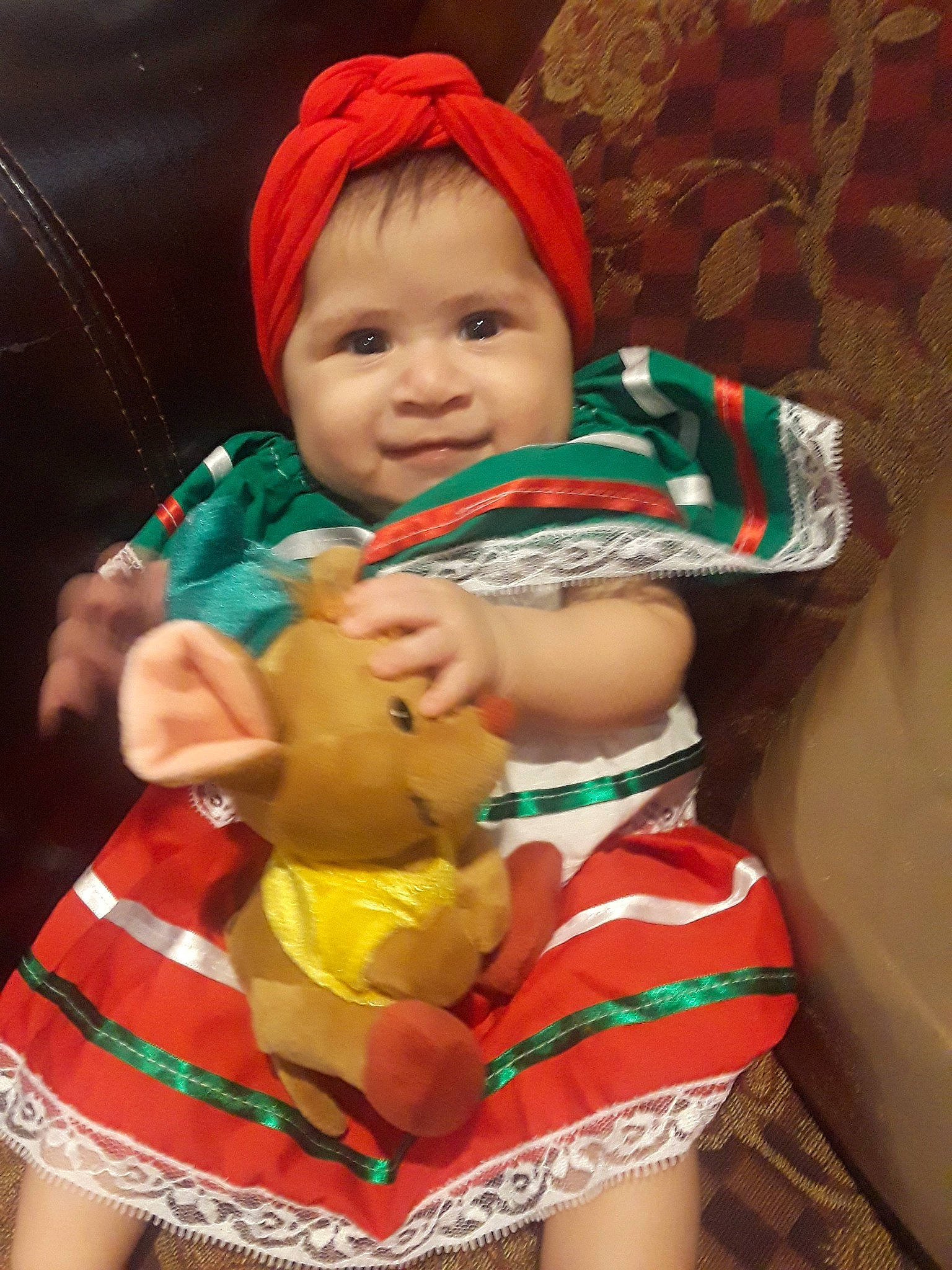 Samara joined the competition — help win amazing prizes! abdomen, baby, baby_products, cheek, child, eye, finger, leg, mouth, person, play, product, sitting, skin, smile, thigh, toddler, trunk