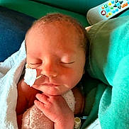 Nova is registered to the contest to win money with this photo: