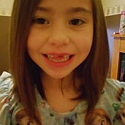 Keira is registered to the contest to win money with this photo: