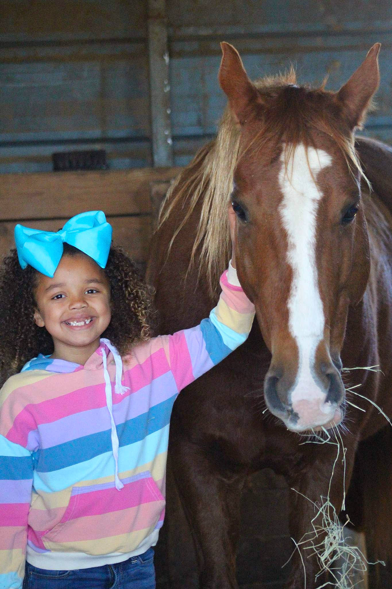 Malaya is registered to the contest to win money with this photo: bit, bridle, cool, eye, fun, happy, horse, horse_supplies, horse_tack, joy, liver, mane, mare, neck, pack_animal, person, rein, smile, snout, stable