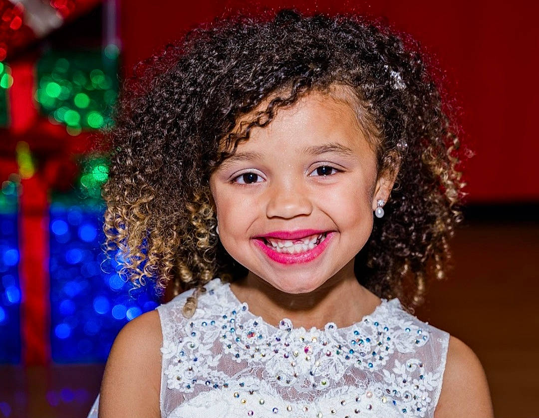 Malaya joined the competition — help win amazing prizes! afro, beauty, cheek, child, chin, entertainment, eyebrow, eyelash, fun, hair, hairstyle, happy, head, iris, jheri_curl, joy, lip, nose, person, ringlet