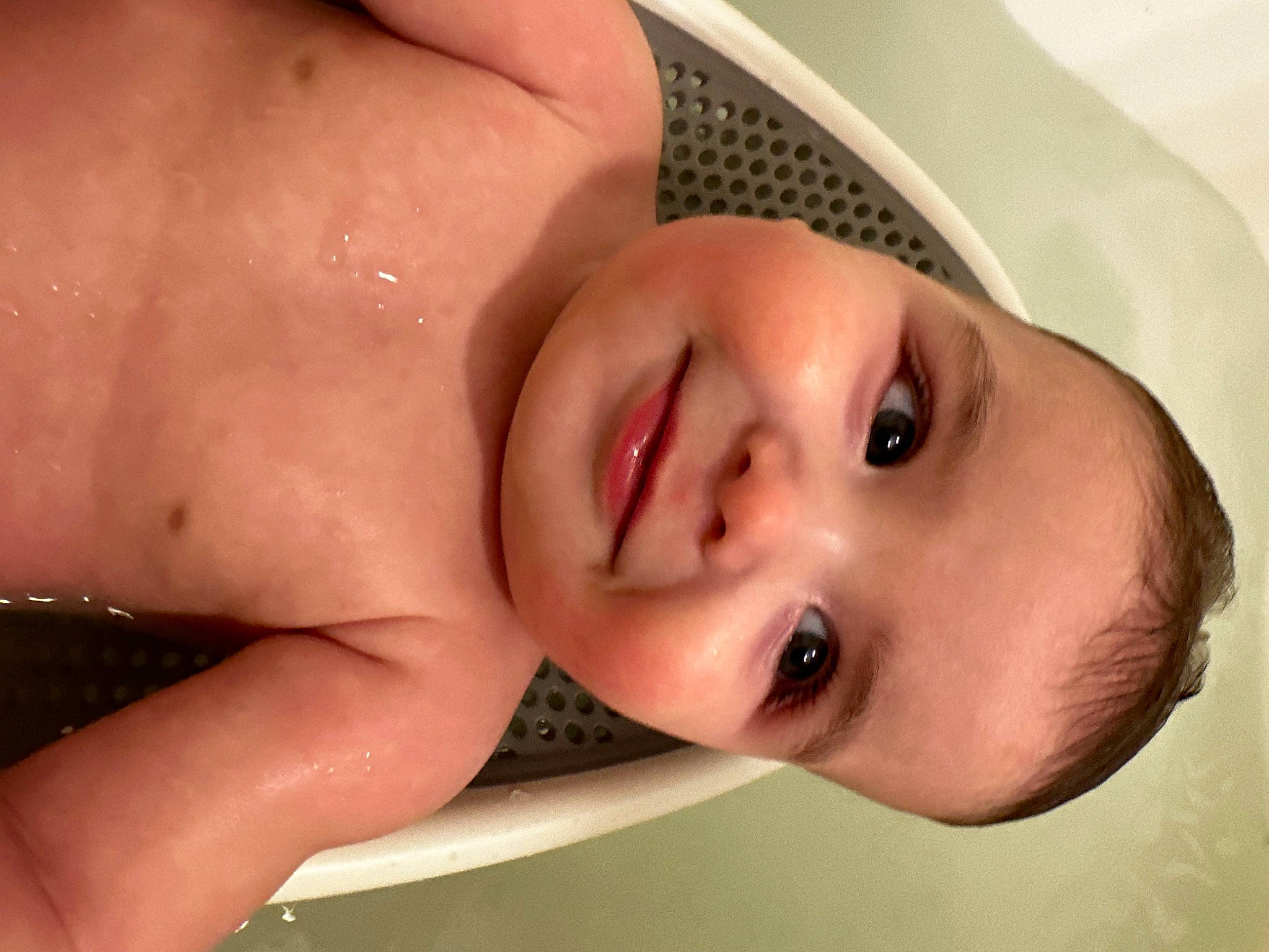 Haiden is registered to the contest to win money with this photo: cheek, chin, eye, eyebrow, eyelash, face, forehead, hair, head, human_body, jaw, joy, lip, mouth, muscle, neck, nose, person, skin, smile