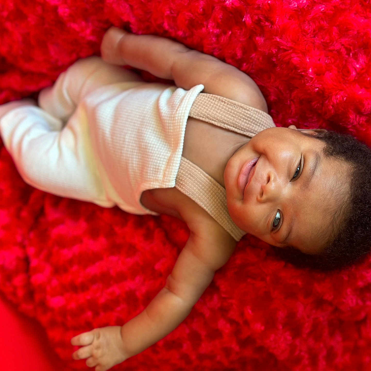 Jalen is registered to the contest to win money with this photo: baby, bed, blanket, bodypart, couch, crawling, cushion, face, fashion, finger, furniture, hand, happy, head, homedecor, newborn, person, photography, portrait, smile