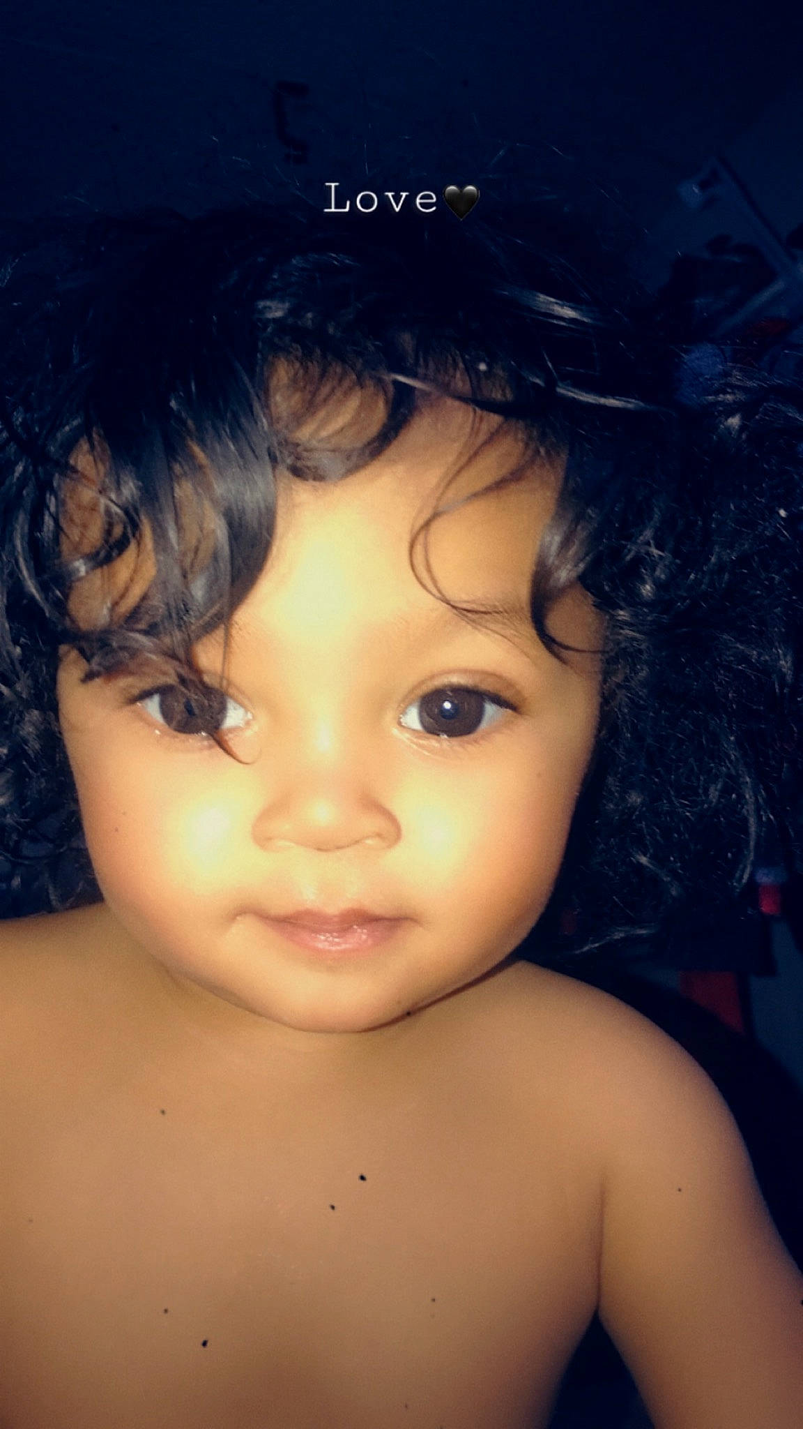 Kalea is registered to the contest to win money with this photo: arm, cheek, chin, eye, eyebrow, eyelash, facial_expression, flash_photography, forehead, hand, human_body, iris, jaw, lip, mouth, neck, nose, person, shoulder, skin