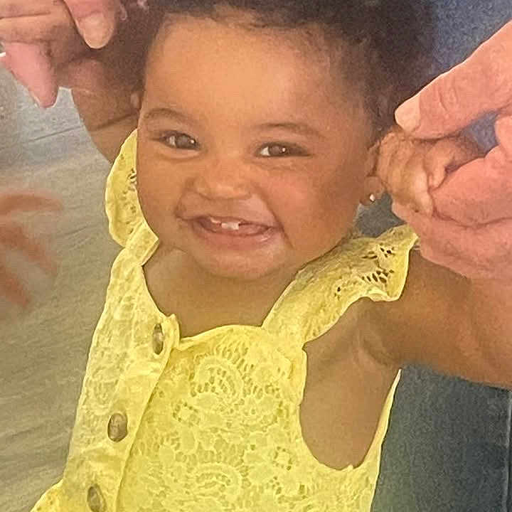 Xtallia is registered to the contest to win money with this photo: accessories, baby, babylaughing, bodypart, child, clothing, dress, earring, face, female, girl, happy, head, jewelry, laughing, necklace, person, photography, portrait, smile