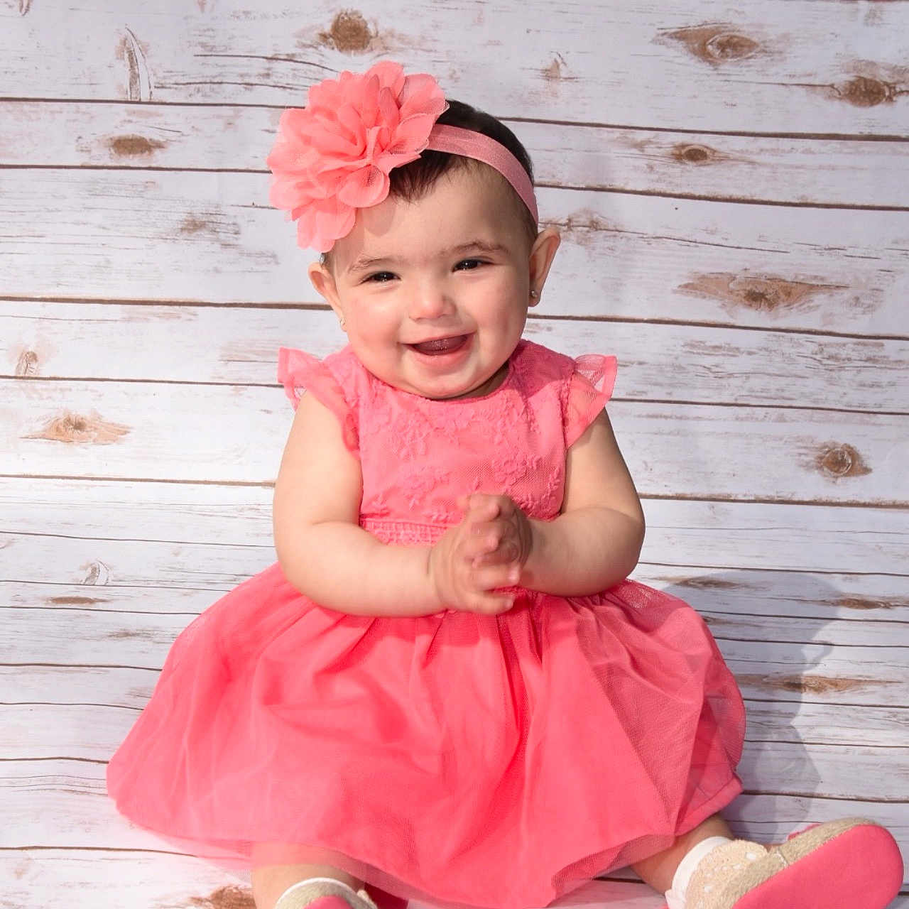 Anneliese is registered to the contest to win money with this photo: child, flower, fun, girl, happiness, infant, petal, photograph, pink, red, skin, toddler