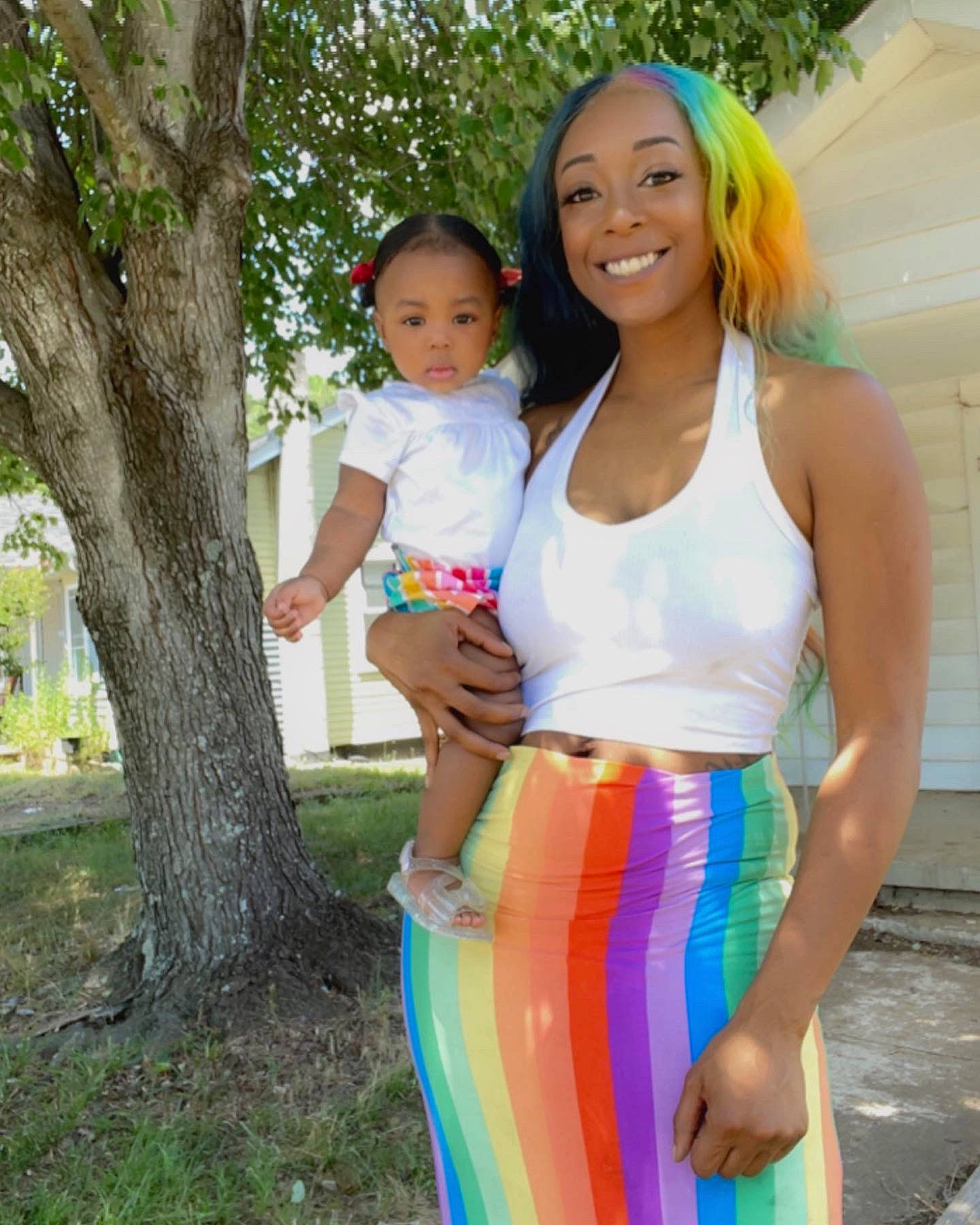 Lyric joined the competition — help win amazing prizes! abdomen, electric_blue, event, face, fun, happy, joy, leisure, people, people_in_nature, person, plant, public_space, recreation, shoulder, smile, swimwear, t_shirt, toddler, tree