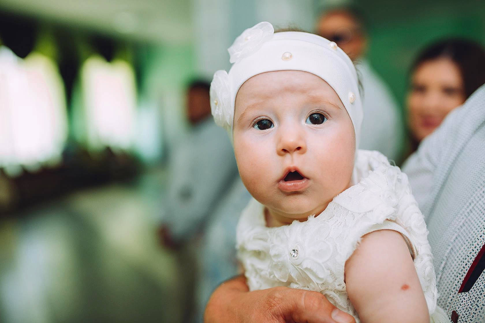 Daria participe au concours pour gagner de l'argent avec cette photo : boy, child, fun, girl, happiness, human, infant, person, photograph, portrait_photography, skin, smile, surprise, toddler