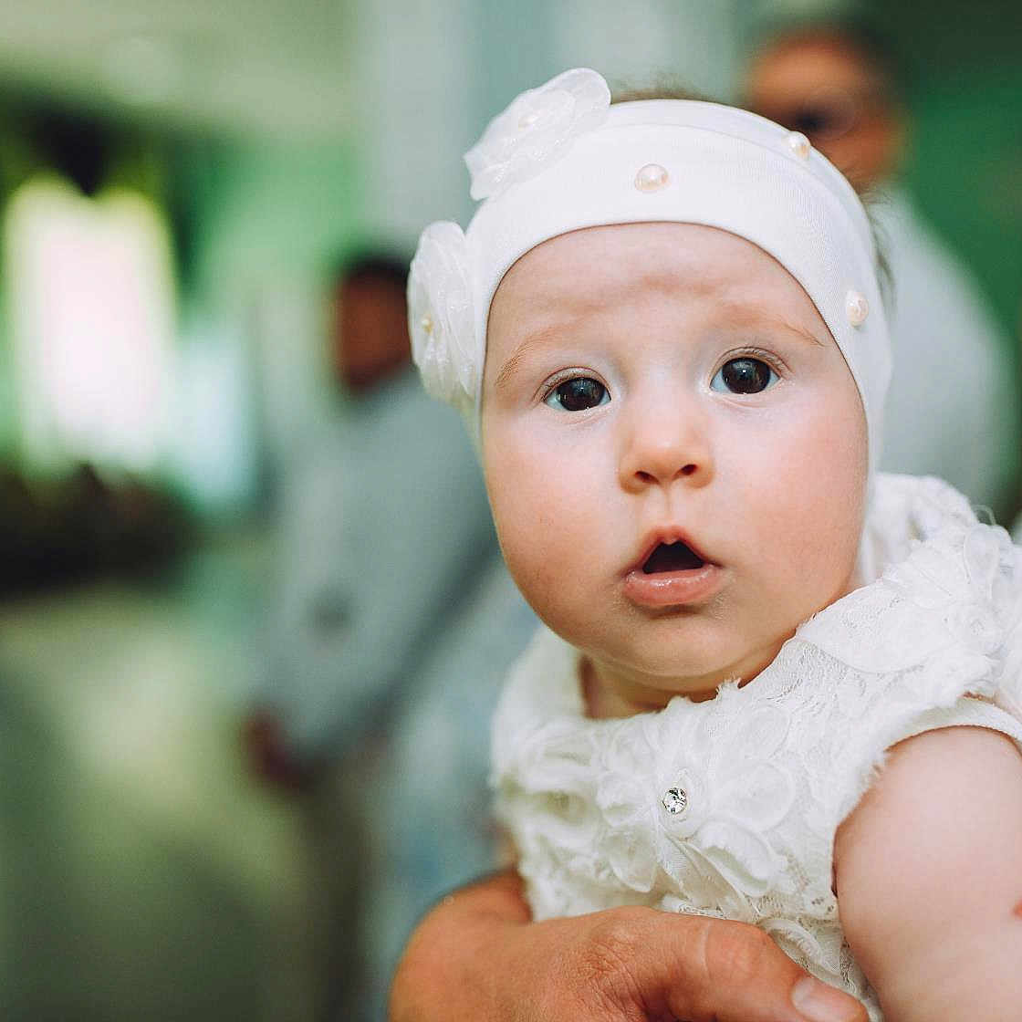 Daria participe au concours pour gagner de l'argent avec cette photo : boy, child, fun, girl, happiness, human, infant, person, photograph, portrait_photography, skin, smile, surprise, toddler