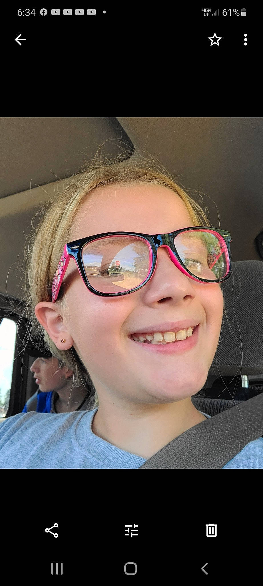 Maybelle is registered to the contest to win money with this photo: cheek, chin, cool, eyebrow, eyewear, face, facial_expression, forehead, fun, glasses, goggles, hair, hairstyle, head, jaw, joy, lip, nose, person, smile