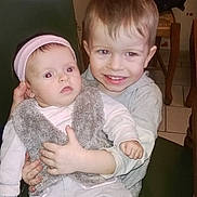 Louna participe au concours pour gagner de l'argent avec cette photo :