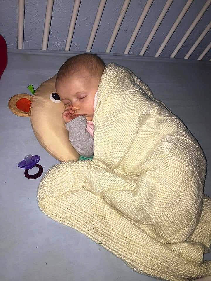 Johanna is registered to the contest to win money with this photo: baby, child, person, skin, toddler