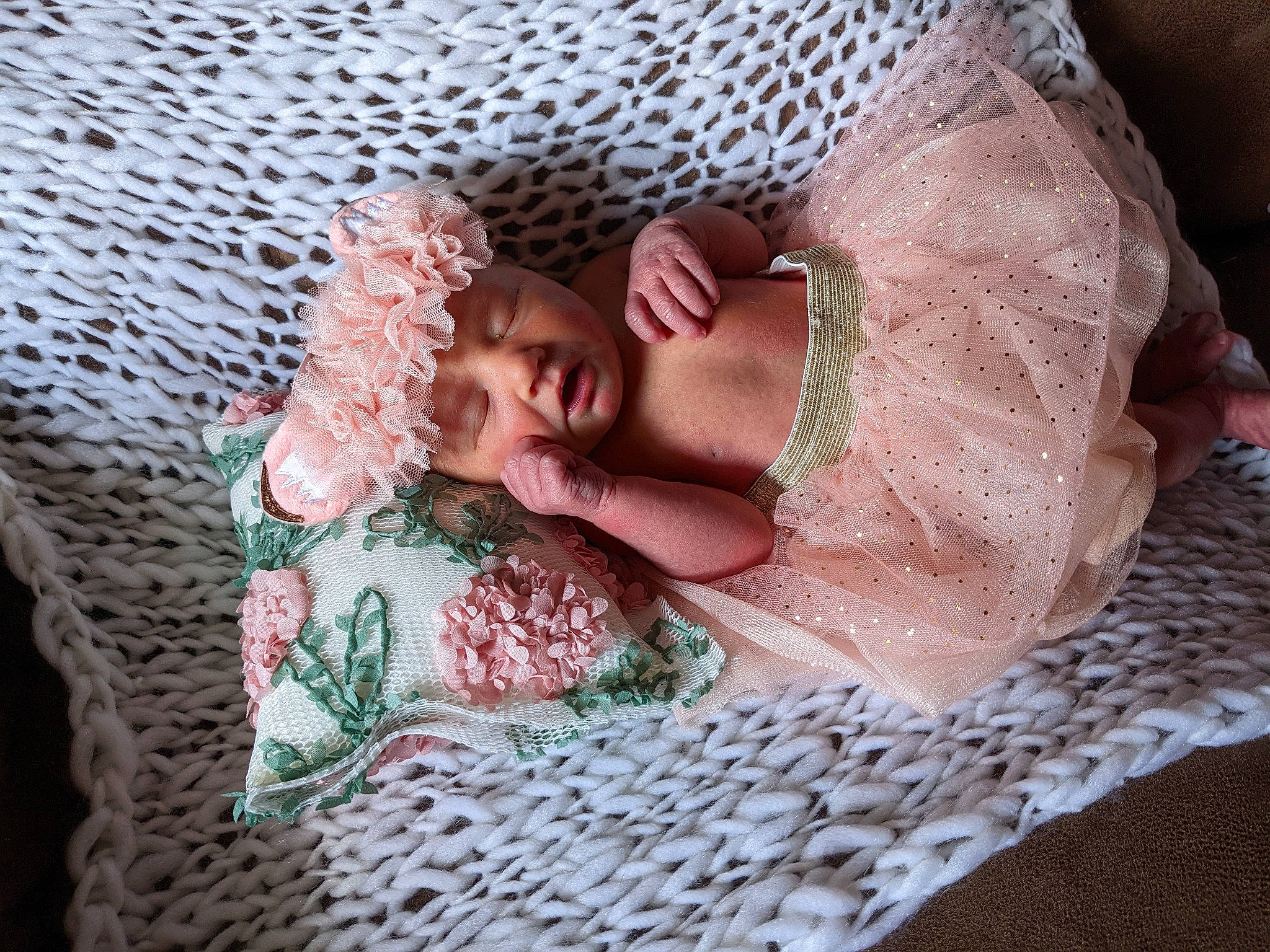 Octavia is registered to the contest to win money with this photo: baby, baby_sleeping, bed_sheet, bedding, bedtime, blanket, child, comfort, fashion_accessory, flesh, fur, headwear, linens, magenta, nap, pattern, person, pink, room, sleep