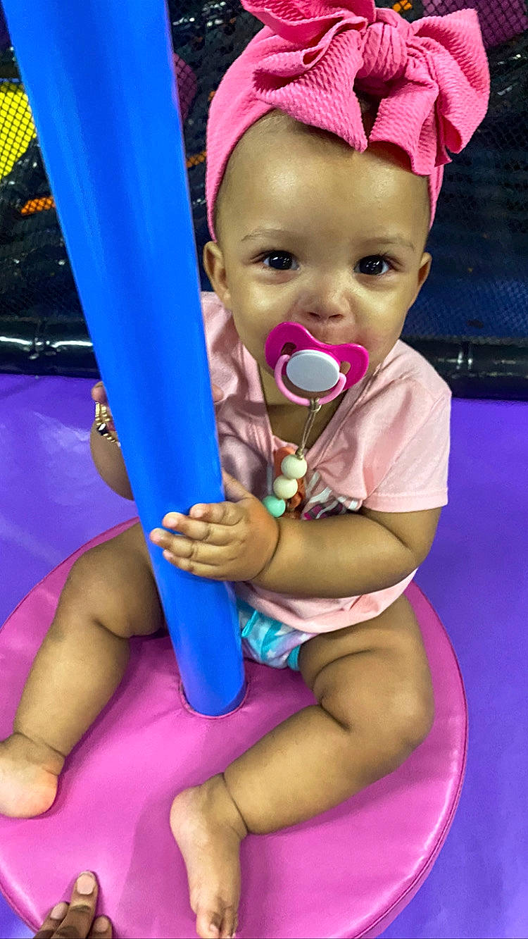 Kartier joined the competition — help win amazing prizes! baby, cap, eye, face, finger, fun, hand, happy, human_body, leg, leisure, magenta, organ, person, photograph, pink, purple, red, skin, thigh