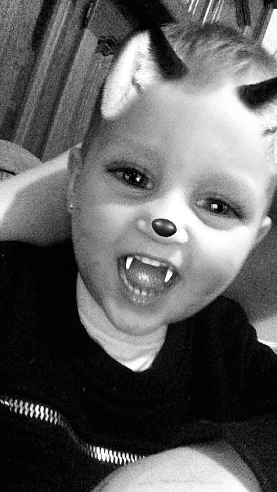 Thomas a rejoint le concours — aidez-le/la à gagner de superbes lots ! black_and_white, cheek, child, chin, eye, eyebrow, face, facial_expression, forehead, fun, head, jaw, lip, monochrome, mouth, nose, organ, person, smile, toddler