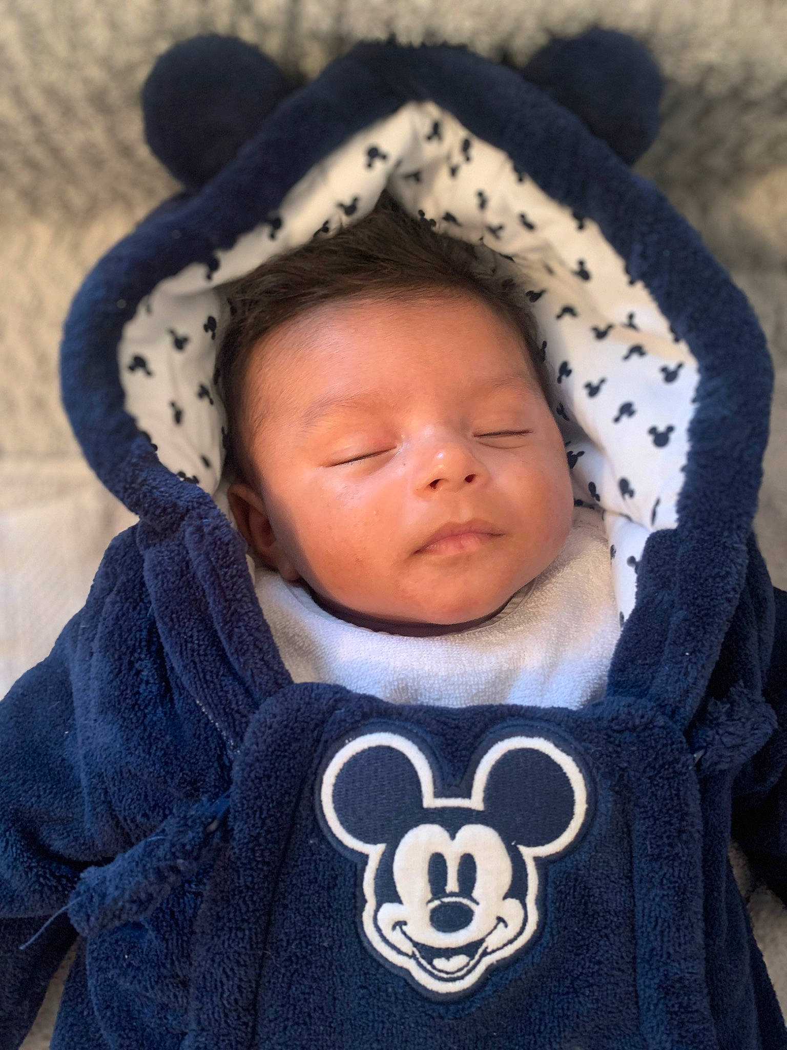 Keylan a rejoint le concours — aidez-le/la à gagner de superbes lots ! baby, baby_toddler_clothing, black, cap, cheek, comfort, cool, eye, happy, head, mouth, neck, nose, organ, outerwear, person, photograph, sleeve, textile, toddler