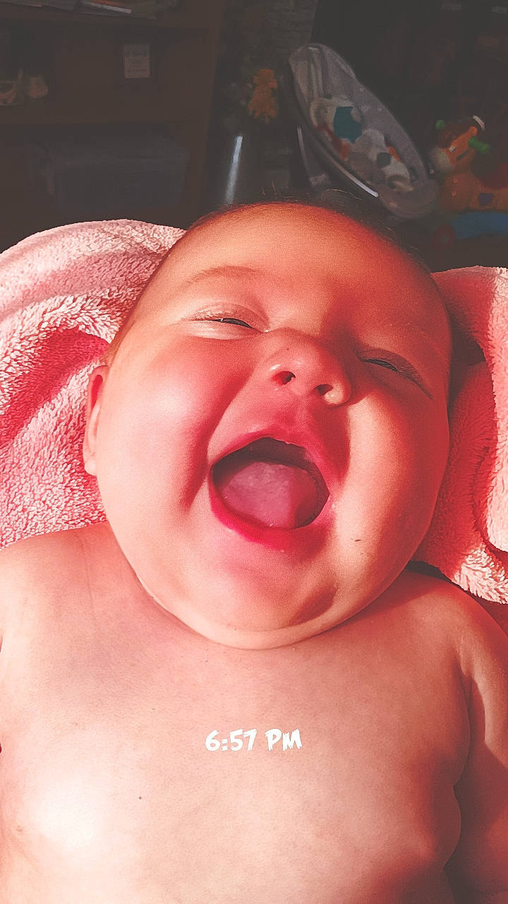 Laklynn is registered to the contest to win money with this photo: cheek, chin, ear, eye, eyebrow, eyelash, happy, head, human_body, iris, jaw, lip, mouth, muscle, neck, nose, person, skin, smile, tongue