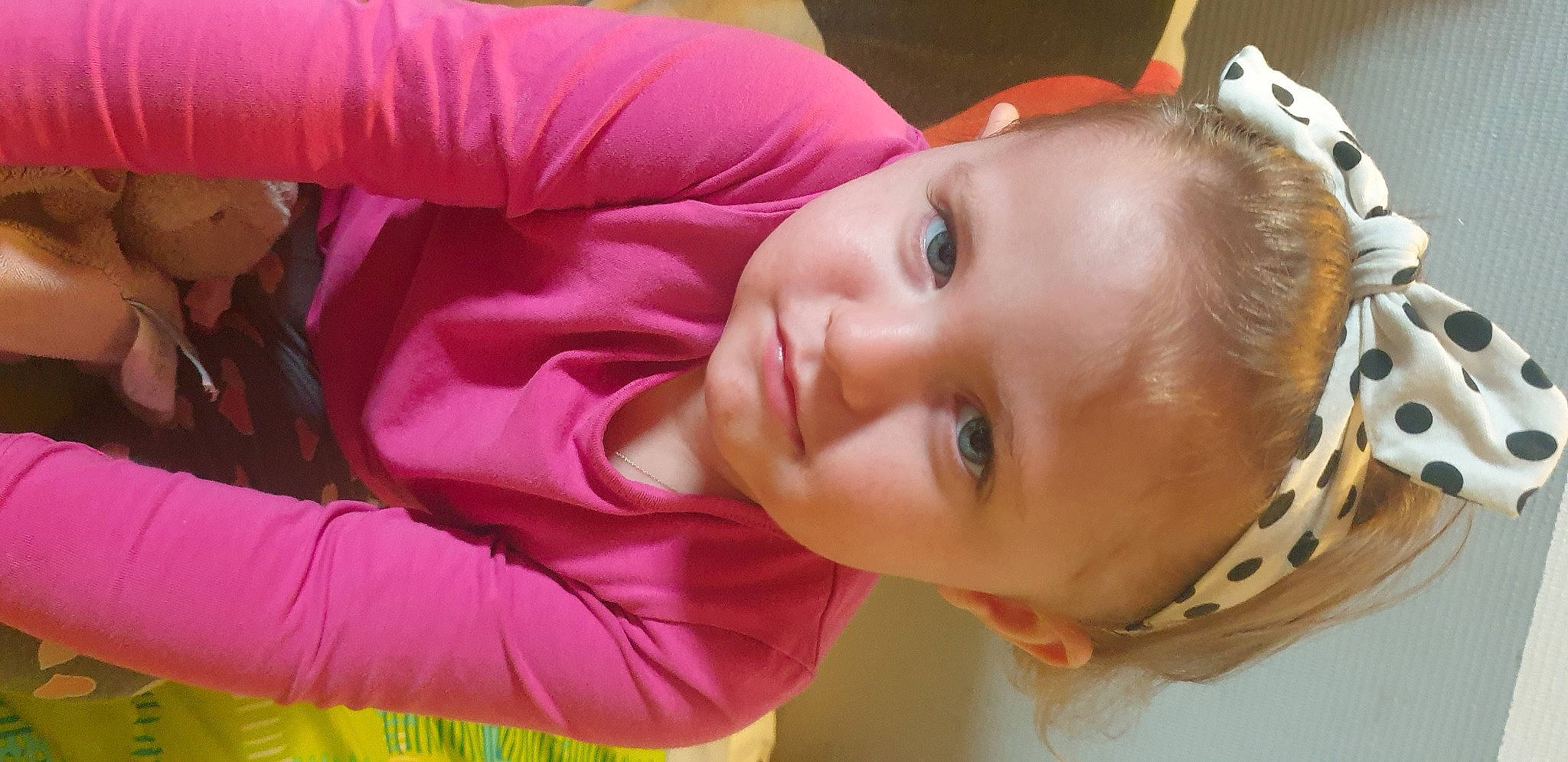 Kiéra participe au concours pour gagner de l'argent avec cette photo : baby, cheek, child, chin, eyebrow, eyelash, facial_expression, fun, happy, iris, leisure, lip, magenta, mouth, nose, person, pink, skin, smile, toddler