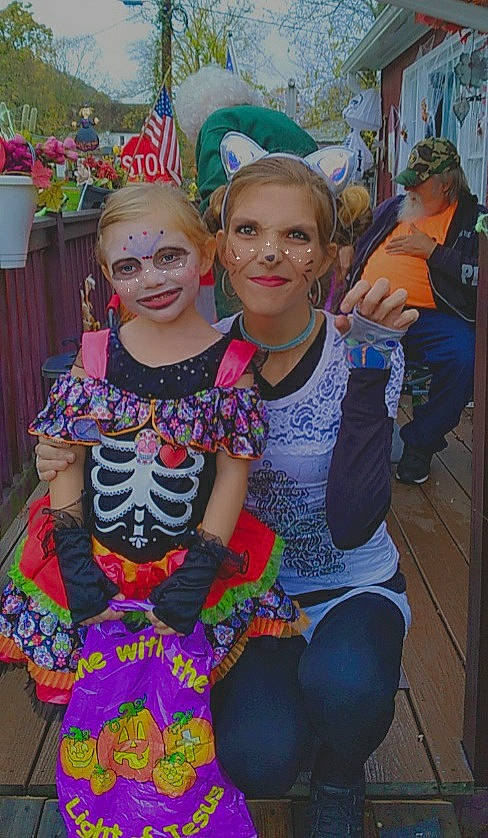 Addyson Drew joined the competition — help win amazing prizes! community, cool, event, eyewear, fun, glasses, goggles, happy, head, joy, leaf, leisure, person, pink, purple, recreation, smile, social_group, summer, sunglasses