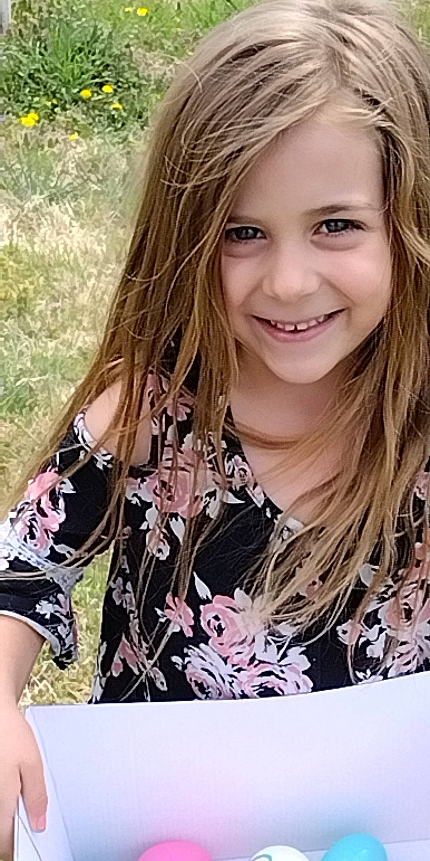 Willow is registered to the contest to win money with this photo: eye, eyebrow, face, facial_expression, fashion, flash_photography, grass, hair, hairstyle, happy, head, iris, joy, lip, people_in_nature, person, photograph, pink, plant, skin