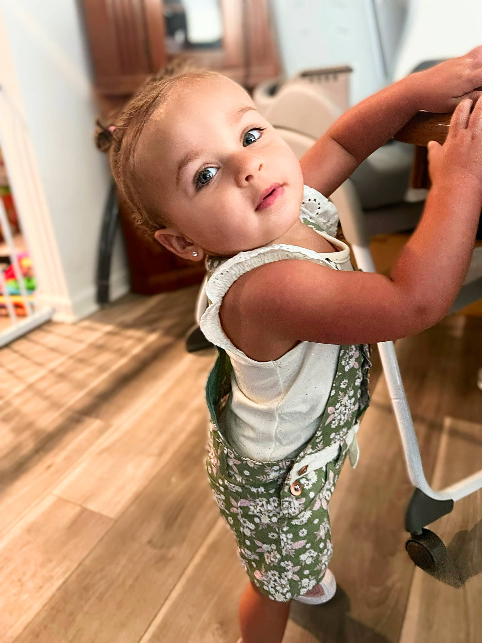 Kaylen is registered to the contest to win money with this photo: baby, baby_toddler_clothing, child, event, floor, flooring, fun, gesture, happy, hardwood, human_body, joint, leg, leisure, person, shoulder, skin, thumb, toddler, trunk