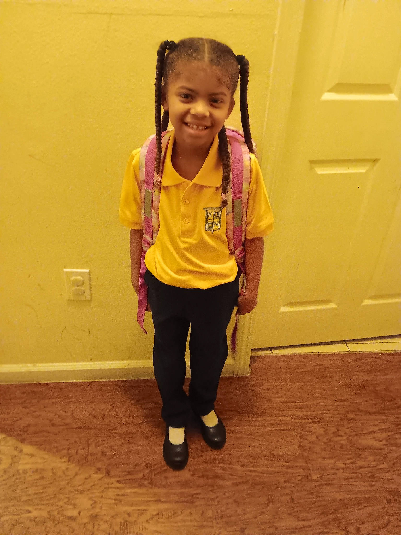 Mialynn is registered to the contest to win money with this photo: arm, baby_toddler_clothing, door, fashion_accessory, flooring, fun, gesture, happy, joy, knee, magenta, pattern, person, room, sleeve, smile, t_shirt, thumb, tints_and_shades, toddler