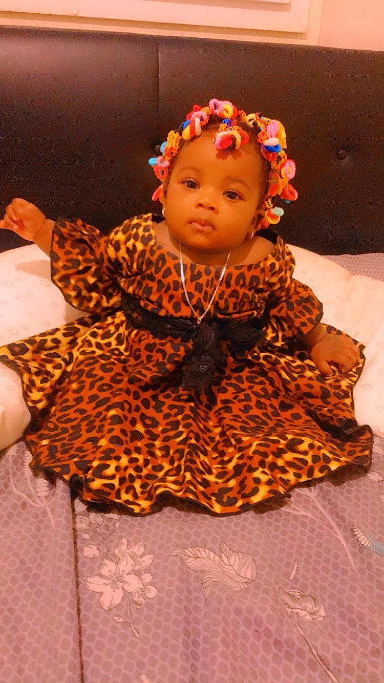 Melkany a rejoint le concours — aidez-le/la à gagner de superbes lots ! baby, baby_products, baby_toddler_clothing, child, crochet, doll, event, fashion_accessory, fashion_design, flooring, headband, headgear, headpiece, linens, orange, peach, person, textile, toddler, tradition