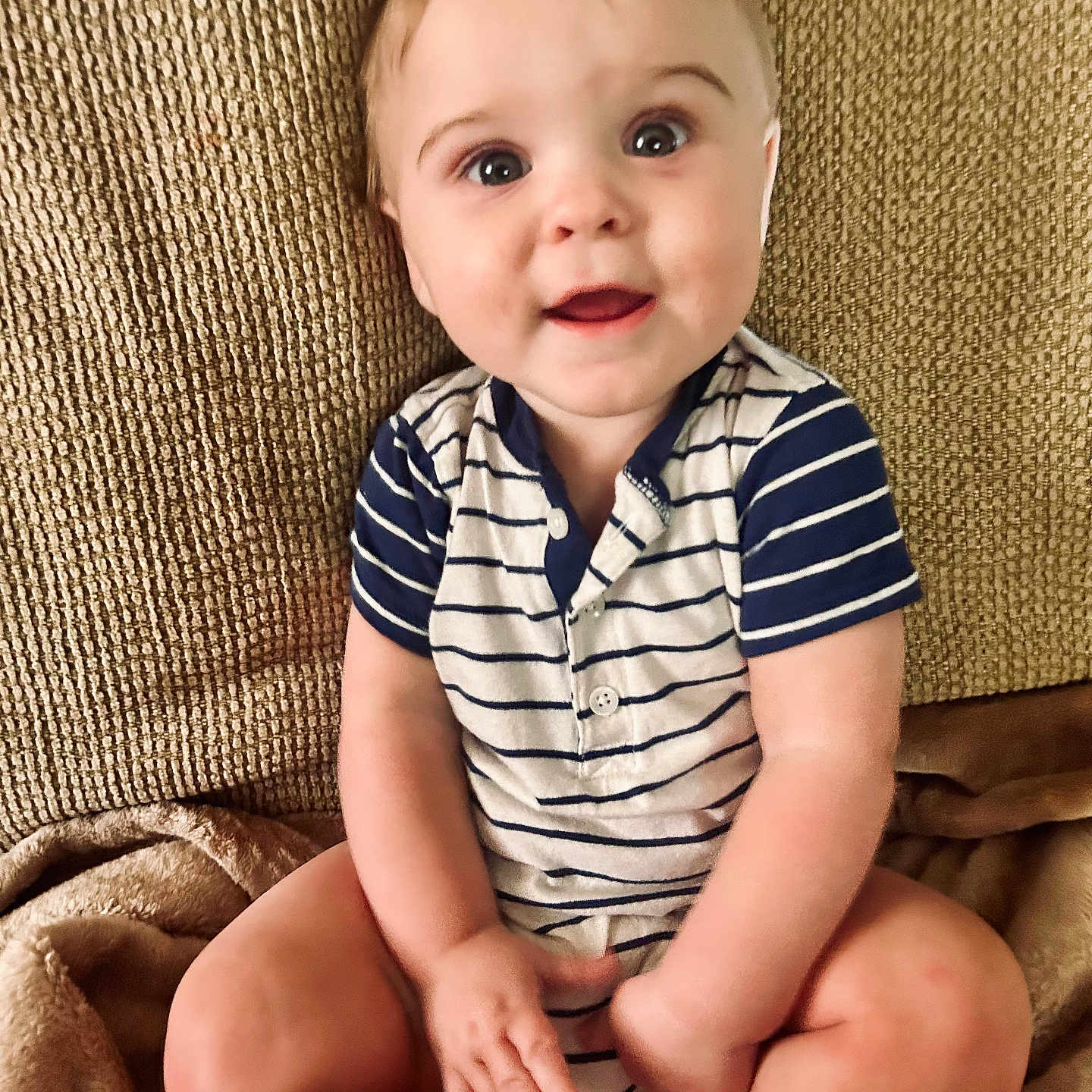 Carter is registered to the contest to win money with this photo: baby, babylaughing, blonde, clothing, face, hair, happy, head, laughing, person, photography, portrait, shirt, sitting, sleeve, smile