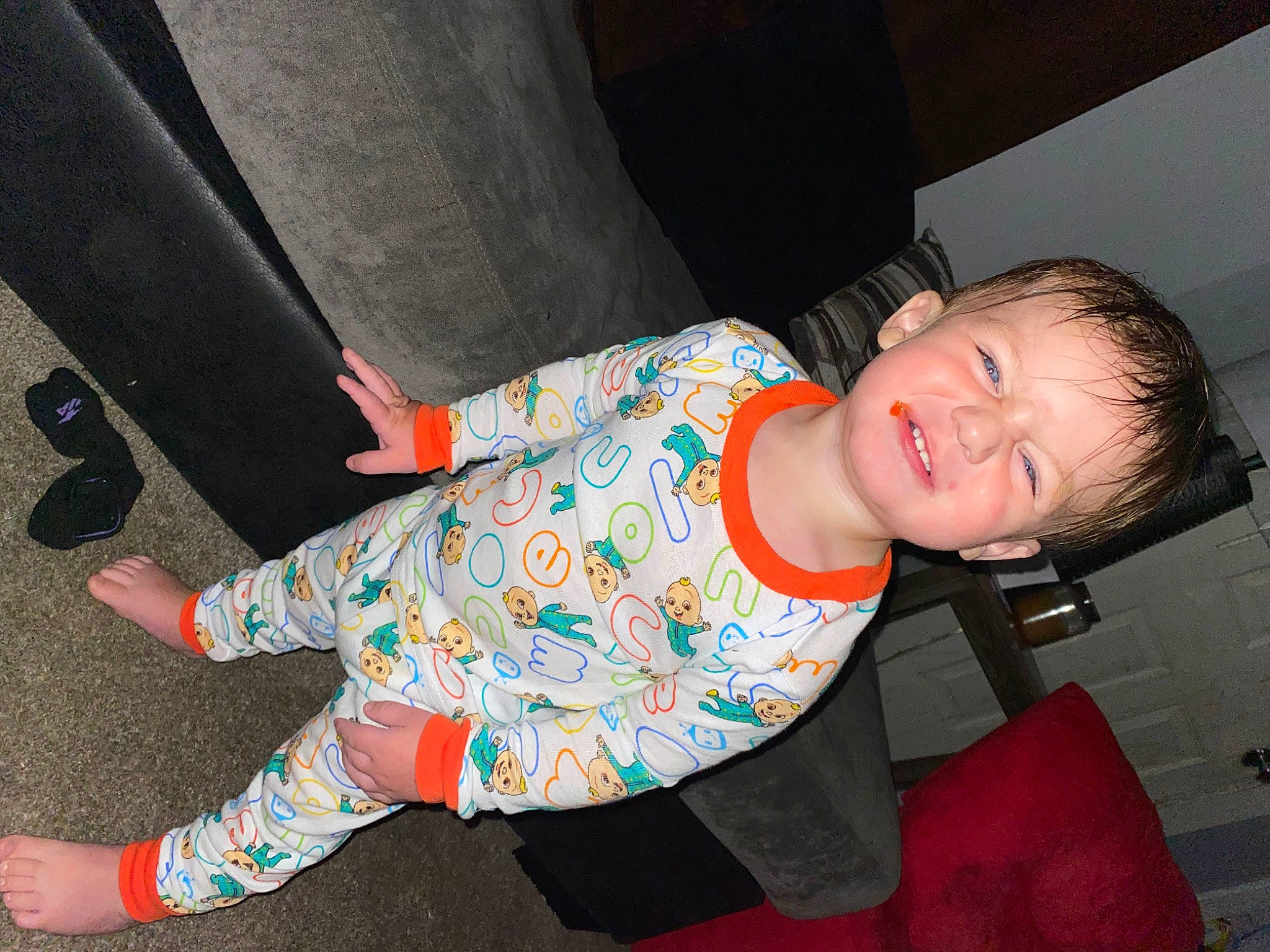 Reymon is registered to the contest to win money with this photo: baby, baby_toddler_clothing, child, flash_photography, flooring, foot, fun, happy, head, human_body, human_leg, knee, pattern, person, sitting, sleeve, smile, sock, thigh, toddler