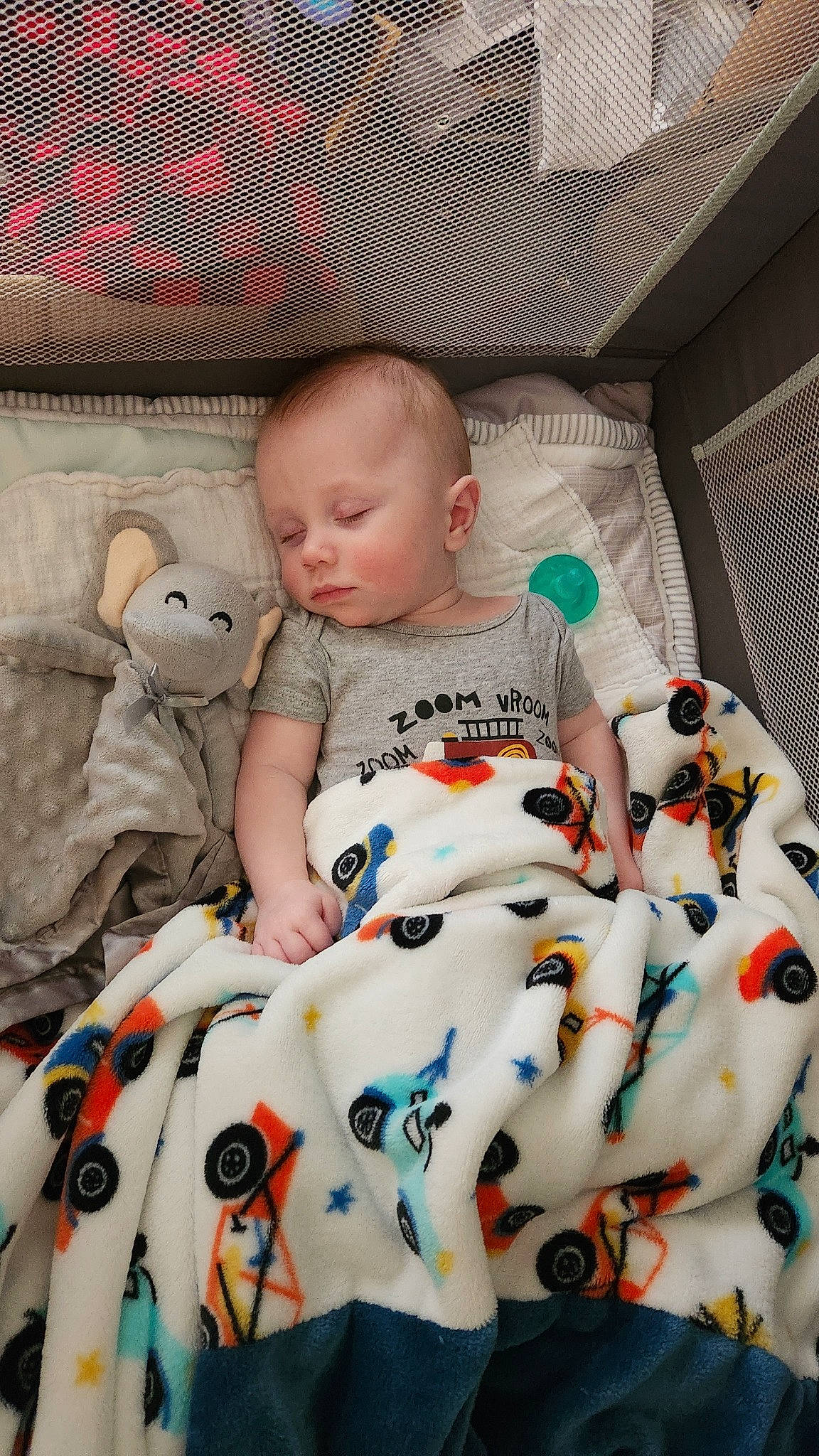 Malachai is registered to the contest to win money with this photo: baby, baby_products, baby_sleeping, baby_toddler_clothing, bedding, child, comfort, fun, happy, linens, pattern, person, play, product, room, sitting, skin, sleeve, t_shirt, toddler