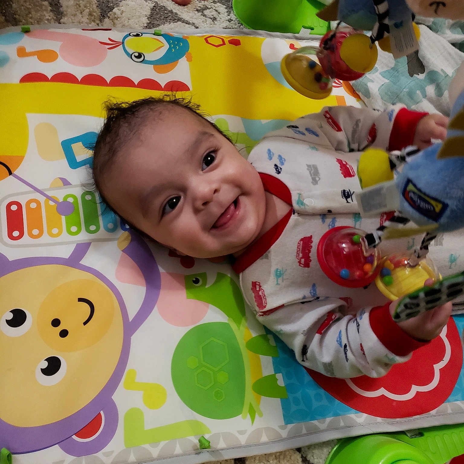 Elius is registered to the contest to win money with this photo: child, day, facial_expression, fun, infant, joy, person, play, product, smile, stuffed_toy, toddler, toy, yellow