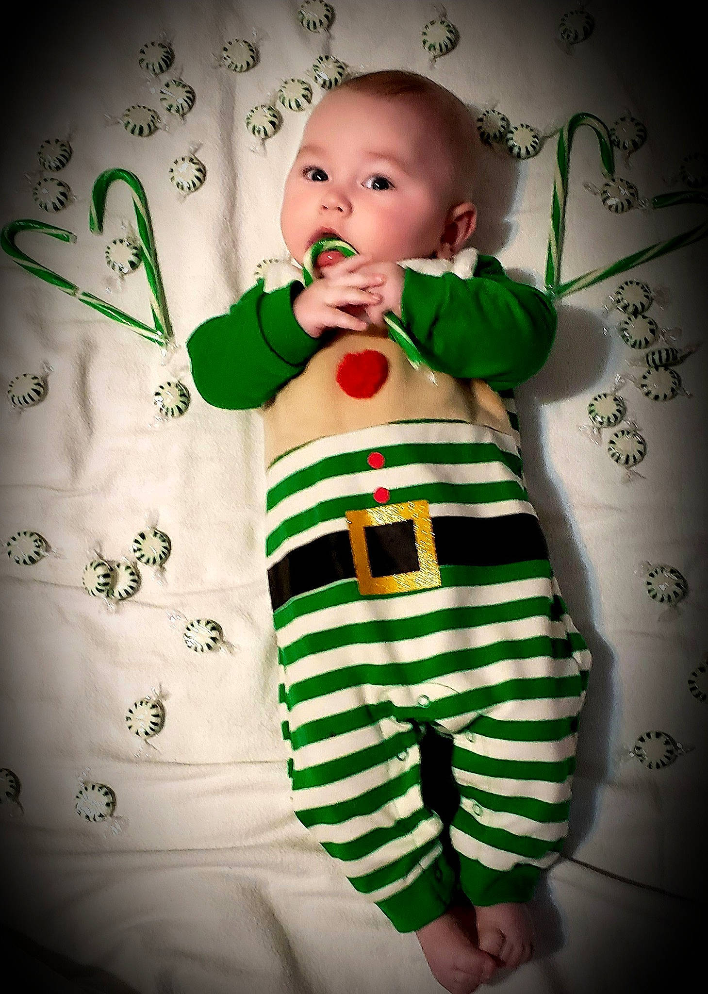 Anderson joined the competition — help win amazing prizes! art, baby, baby_toddler_clothing, child, eye, fictional_character, gesture, happy, holiday, illustration, linens, pattern, person, play, room, sleeve, smile, t_shirt, toddler