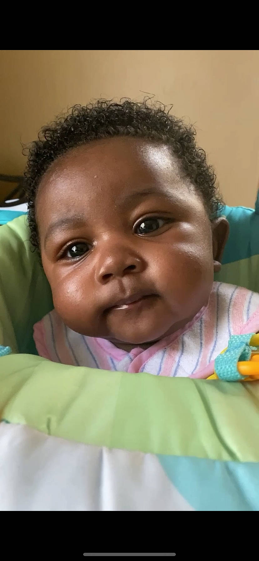 Kylar is registered to the contest to win money with this photo: cheek, chin, ear, eye, eyebrow, eyelash, face, facial_expression, forehead, gesture, hairstyle, happy, head, iris, lip, mouth, nose, organ, person, skin