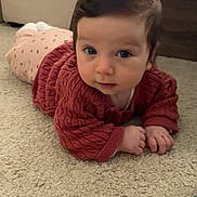 Elena participe au concours pour gagner de l'argent avec cette photo : baby, infant, child, portrait, carpet, sweater, crawling, indoor, cute, blue_eyes, hands, face, hair, pink_pants, cozy, closeup, looking_at_camera, furniture, table, floor