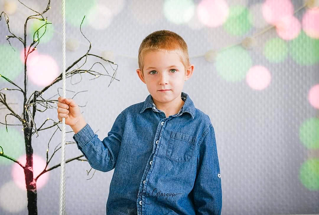 James joined the competition — help win amazing prizes! child, dress_shirt, electric_blue, event, face, facial_expression, flash_photography, fun, gesture, grass, happy, leaf, pattern, people_in_nature, person, sleeve, standing, t_shirt, toddler, tree