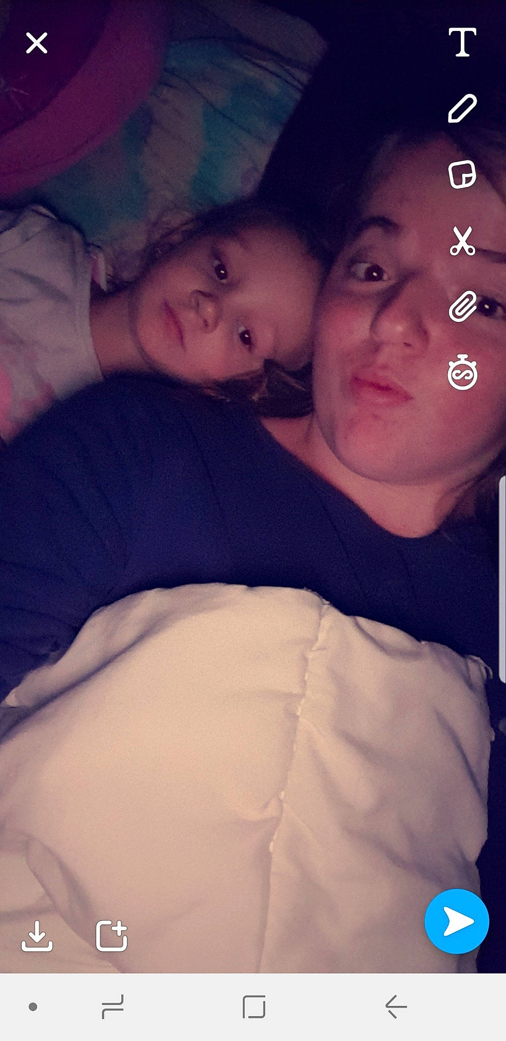 Loanna a rejoint le concours — aidez-le/la à gagner de superbes lots ! black_hair, blue, cheek, child, emotion, eye, face, forehead, girl, head, human, mouth, muscle, nose, person, photo_caption, photograph, photography, skin, snapshot