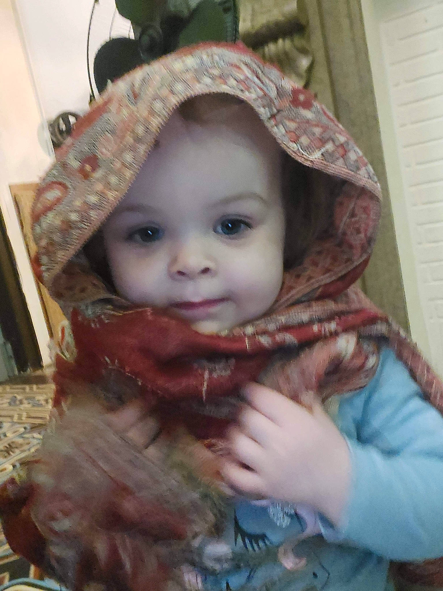 Eléanore a rejoint le concours — aidez-le/la à gagner de superbes lots ! baby, baby_products, baby_toddler_clothing, cap, cheek, child, eye, fashion_accessory, fur, headwear, human_body, jacket, lip, mouth, nose, outerwear, pattern, person, skin, sleeve