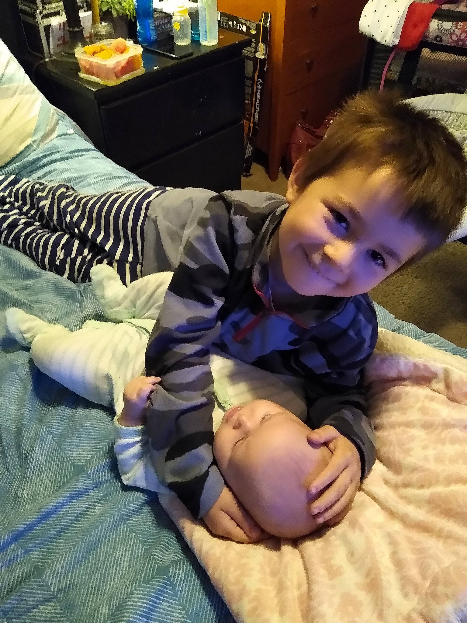 Remy is registered to the contest to win money with this photo: child, joy, person, play, sitting, toddler