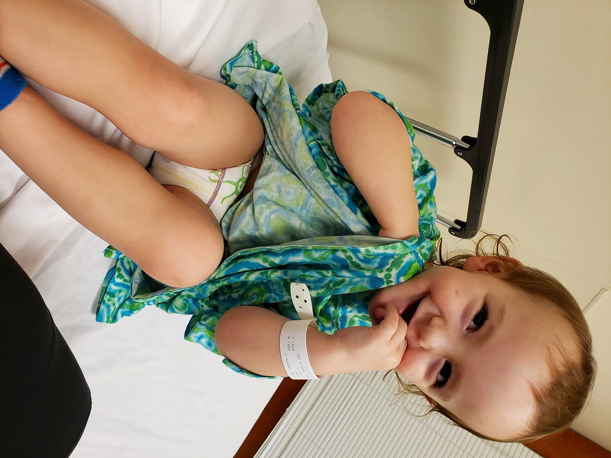 Gannon is registered to the contest to win money with this photo: arm, baby, child, hand, human_leg, joint, joy, leg, person, thigh, toddler