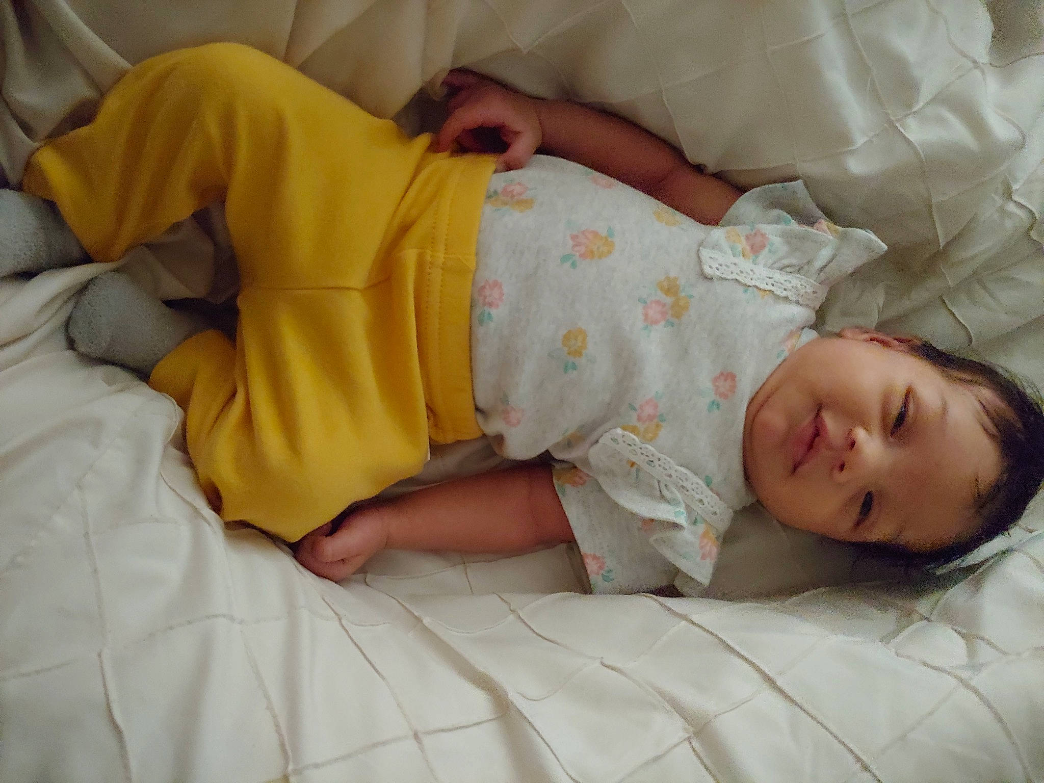 Malina is registered to the contest to win money with this photo: baby, baby_sleeping, baby_toddler_clothing, bed, bed_sheet, bedding, bedtime, child, comfort, elbow, eye, human_leg, linens, nap, person, room, skin, sleep, sleeve, t_shirt