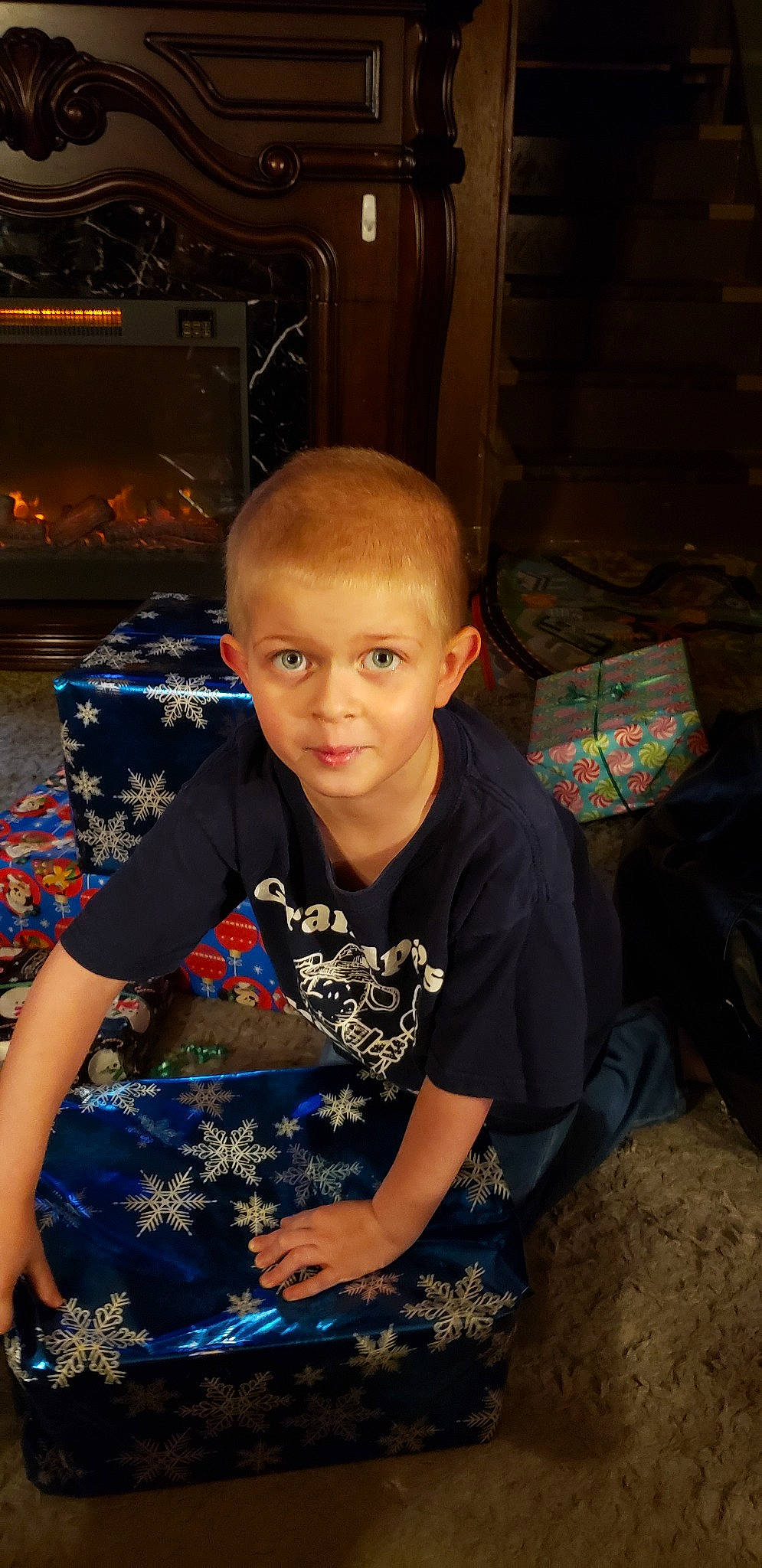 Blade is registered to the contest to win money with this photo: blue, boy, child, day, facial_expression, fun, girl, person, sitting, smile, standing, toddler