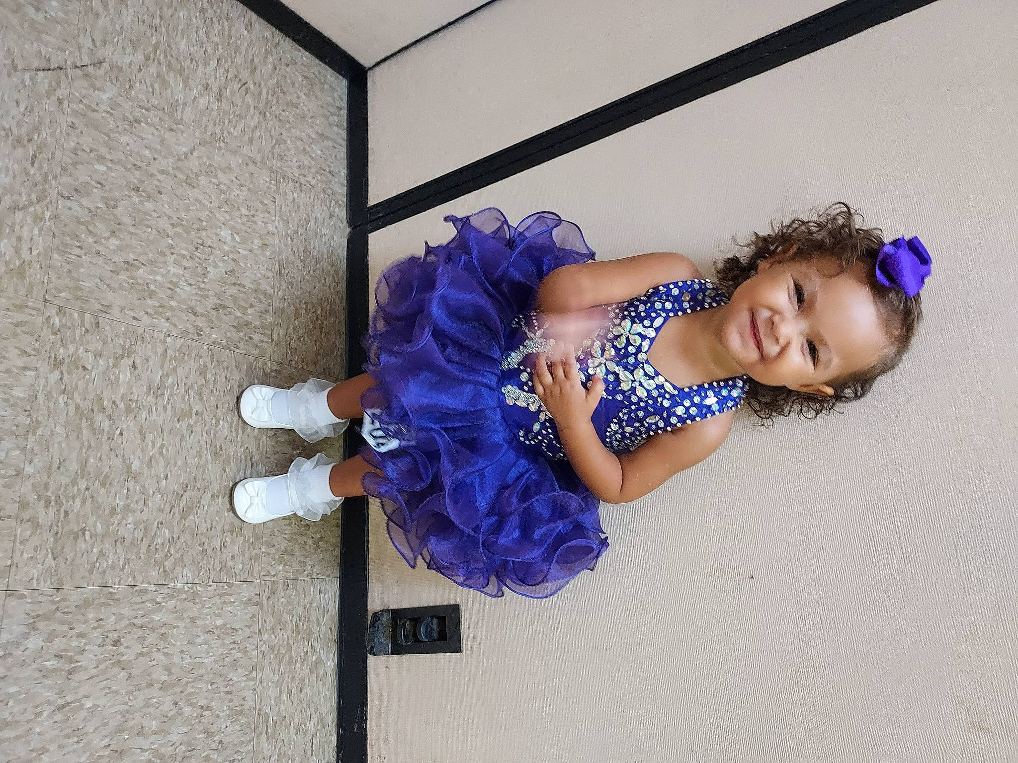 A'Myia is registered to the contest to win money with this photo: abdomen, baby_toddler_clothing, child, electric_blue, flash_photography, fun, happy, human_leg, joy, knee, leisure, magenta, pattern, person, purple, sandal, sitting, sleeve, smile, thigh