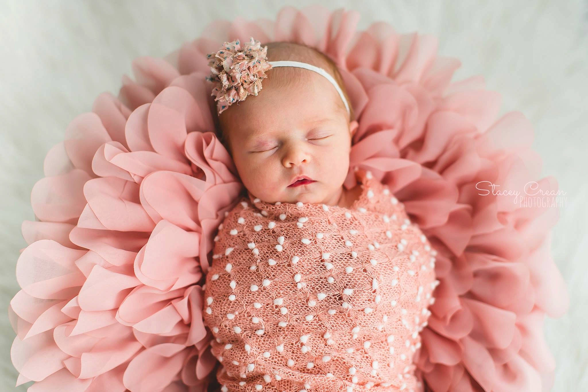 Marlayna is registered to the contest to win money with this photo: baby, baby_sleeping, baby_toddler_clothing, child, child_model, fashion_accessory, hair_accessory, headband, headgear, headpiece, person, photograph, photography, pink, textile, toddler