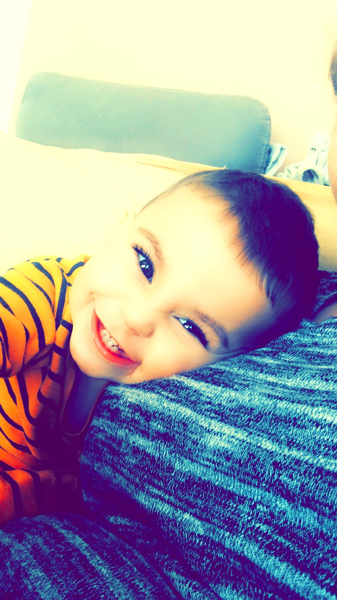 Mahdi a rejoint le concours — aidez-le/la à gagner de superbes lots ! azure, black_hair, chin, cloud, cool, eye, eyebrow, flash_photography, fun, hair, hairstyle, happy, head, joy, morning, mouth, nose, person, sky, smile